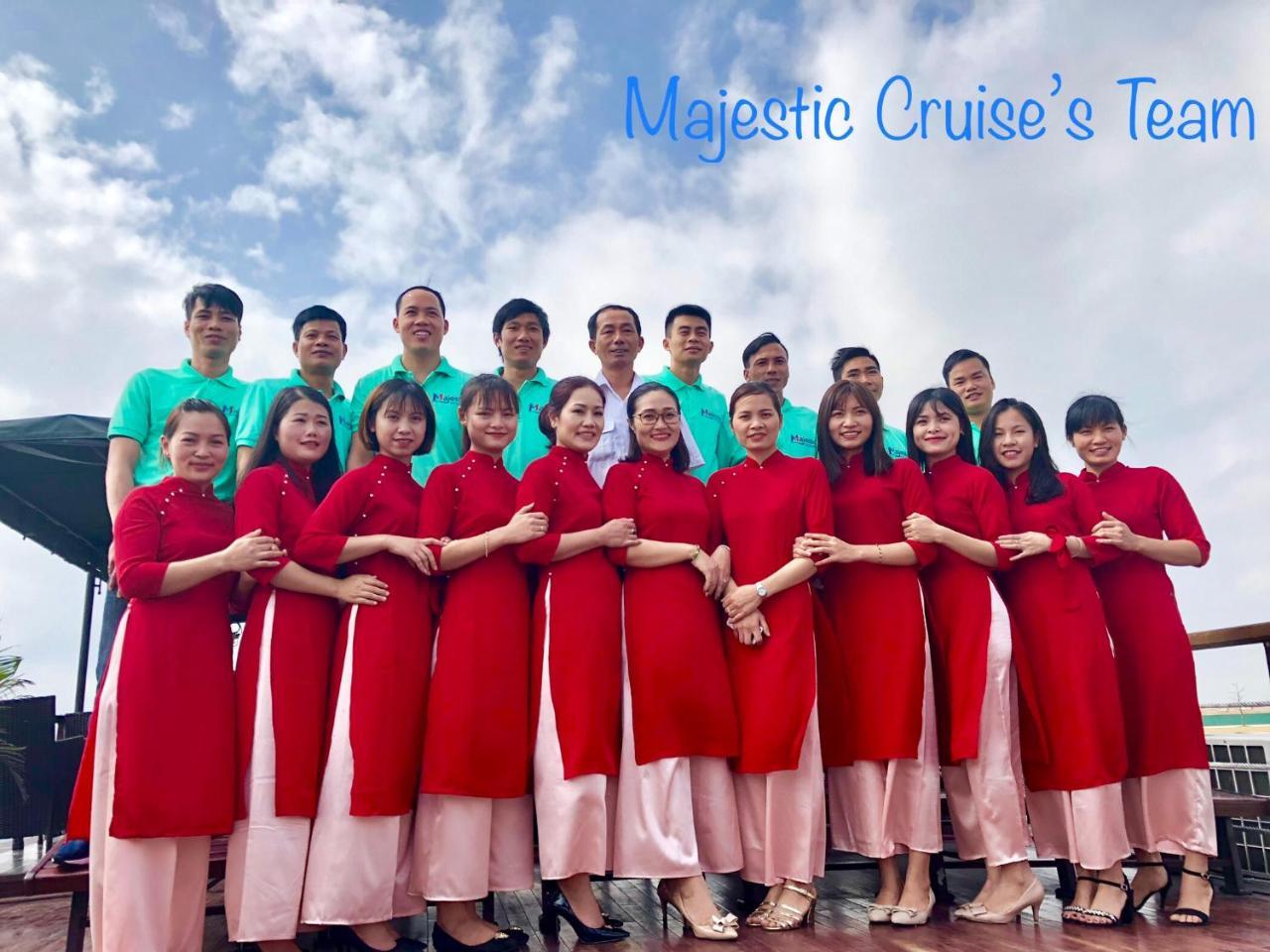 Отель Halong Majestic Legend Cruise Халонг Экстерьер фото